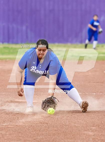 Thumbnail 1 in Bowie @ Burges photogallery.