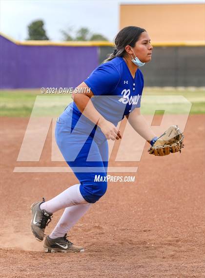 Thumbnail 3 in Bowie @ Burges photogallery.