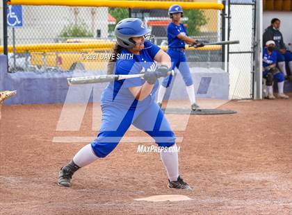 Thumbnail 2 in Bowie @ Burges photogallery.