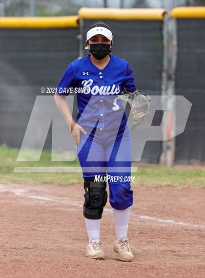 Thumbnail 3 in Bowie @ Burges photogallery.