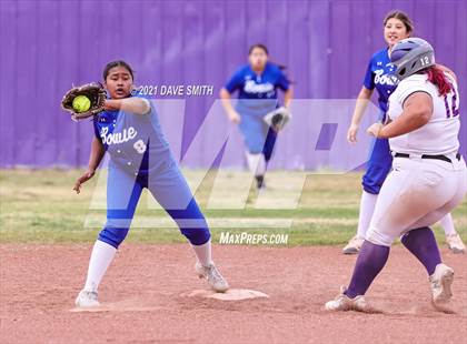 Thumbnail 3 in Bowie @ Burges photogallery.