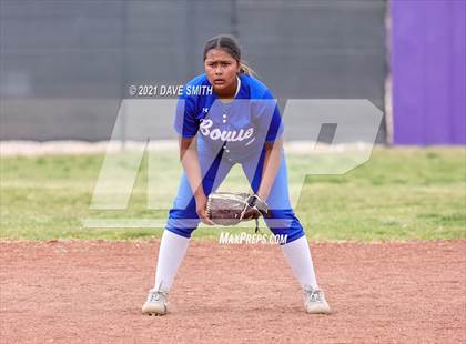 Thumbnail 3 in Bowie @ Burges photogallery.