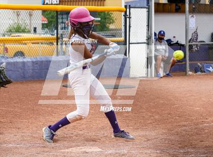 Thumbnail 1 in Bowie @ Burges photogallery.