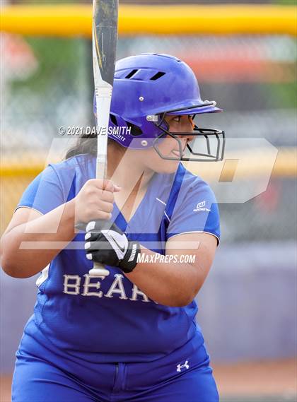 Thumbnail 3 in Bowie @ Burges photogallery.