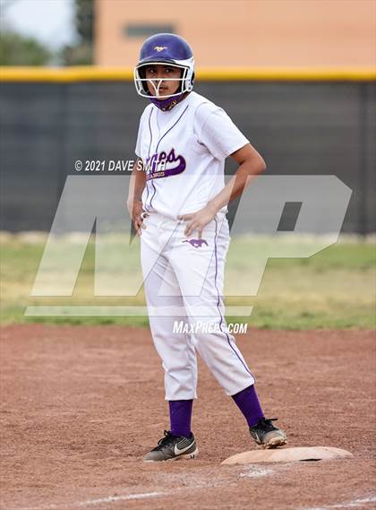 Thumbnail 3 in Bowie @ Burges photogallery.