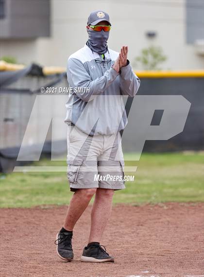 Thumbnail 3 in Bowie @ Burges photogallery.