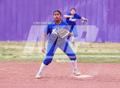 Thumbnail 3 in Bowie @ Burges photogallery.