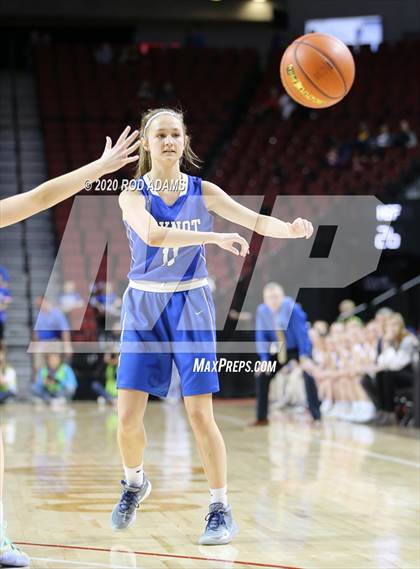 Thumbnail 2 in Wynot vs. St. Francis (NSAA Class D2 Final)  photogallery.
