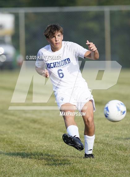 Thumbnail 1 in Almont vs. Richmond  photogallery.