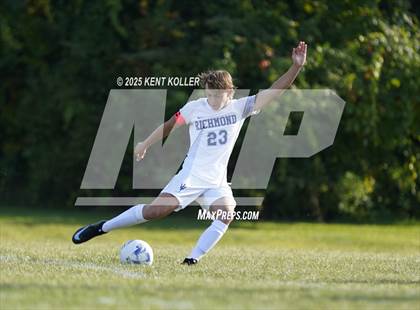 Thumbnail 1 in Almont vs. Richmond  photogallery.