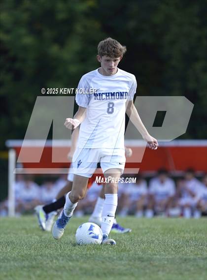 Thumbnail 2 in Almont vs. Richmond  photogallery.