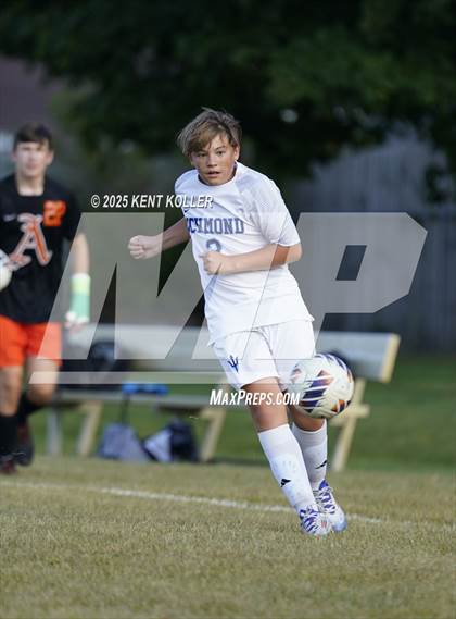 Thumbnail 1 in Almont vs. Richmond  photogallery.