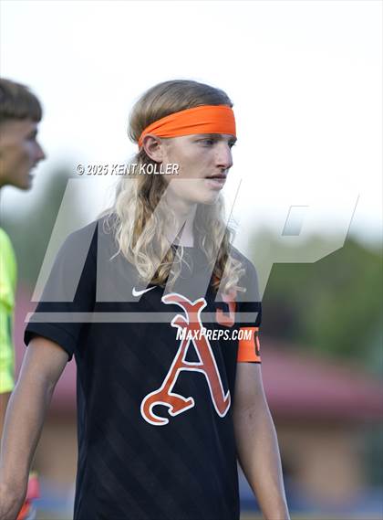 Thumbnail 2 in Almont vs. Richmond  photogallery.