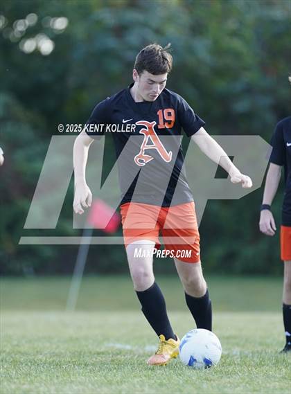 Thumbnail 1 in Almont vs. Richmond  photogallery.