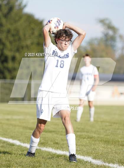 Thumbnail 1 in Almont vs. Richmond  photogallery.