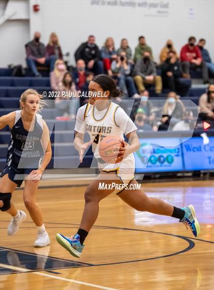 Thumbnail 2 in Cascade Christian vs. Annie Wright (1A District Playoff) photogallery.