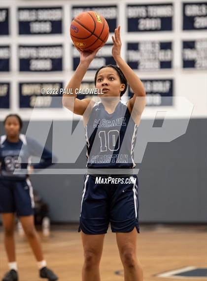 Thumbnail 2 in Cascade Christian vs. Annie Wright (1A District Playoff) photogallery.