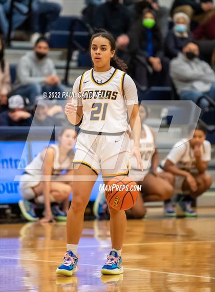 Thumbnail 2 in Cascade Christian vs. Annie Wright (1A District Playoff) photogallery.