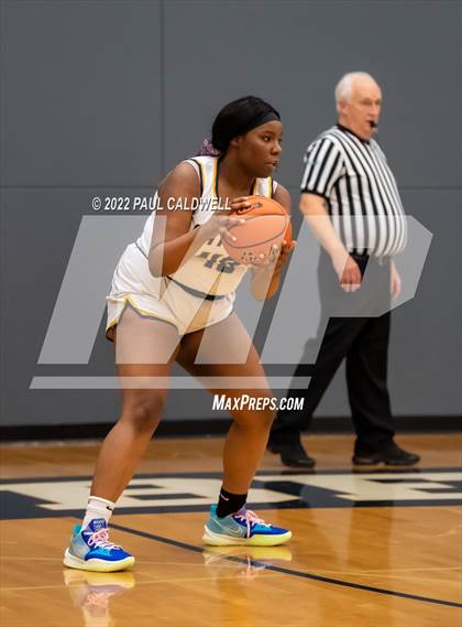 Thumbnail 2 in Cascade Christian vs. Annie Wright (1A District Playoff) photogallery.
