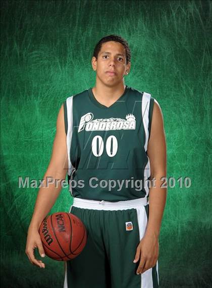 Thumbnail 2 in Ponderosa Team Photos photogallery.