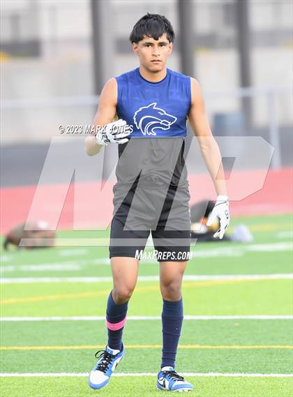 Thumbnail 1 in La Joya Community vs. Thunderbird( Goldwater 7v7) photogallery.