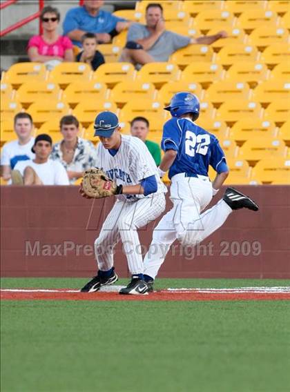 Thumbnail 2 in Newport Central Catholic vs. Covington Catholic (Ninth Region Semifinal) photogallery.