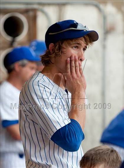 Thumbnail 2 in Newport Central Catholic vs. Covington Catholic (Ninth Region Semifinal) photogallery.