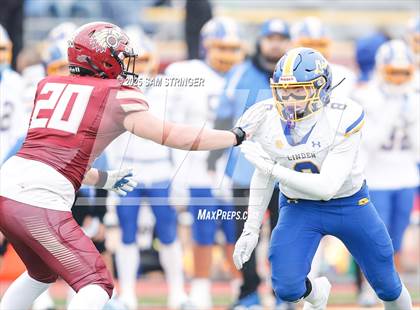 Thumbnail 2 in Calaveras vs. Linden (CIF SJS D7 Final) photogallery.