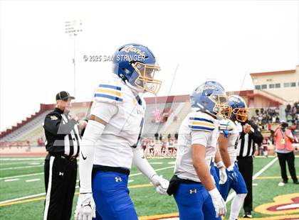 Thumbnail 2 in Calaveras vs. Linden (CIF SJS D7 Final) photogallery.