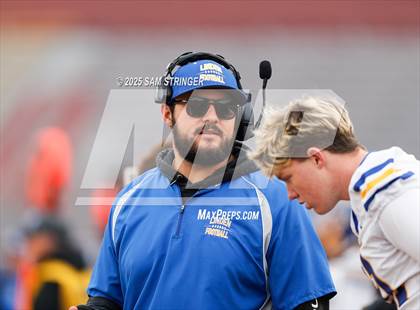 Thumbnail 1 in Calaveras vs. Linden (CIF SJS D7 Final) photogallery.