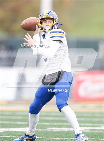 Thumbnail 2 in Calaveras vs. Linden (CIF SJS D7 Final) photogallery.