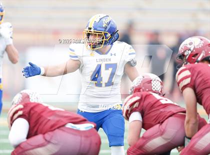 Thumbnail 3 in Calaveras vs. Linden (CIF SJS D7 Final) photogallery.