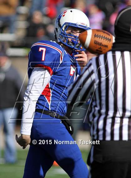 Thumbnail 3 in Spearville vs. Hanover (KSHSAA 8-Man Division I Final) photogallery.