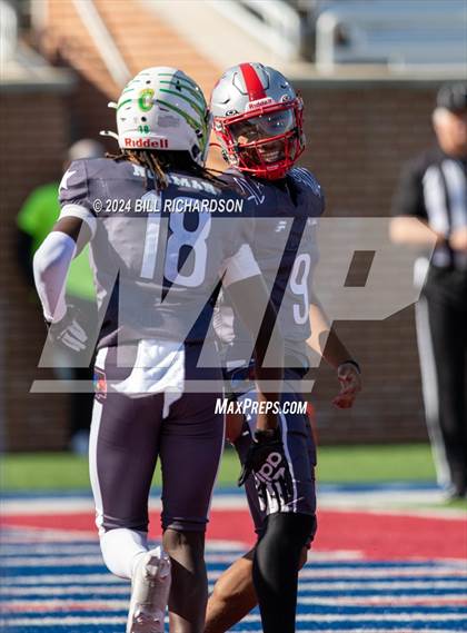 Thumbnail 2 in Mississippi vs Alabama All-Star Game photogallery.