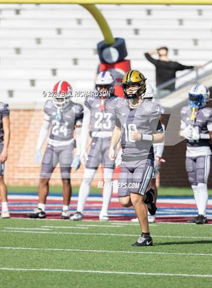 Thumbnail 2 in Mississippi vs Alabama All-Star Game photogallery.