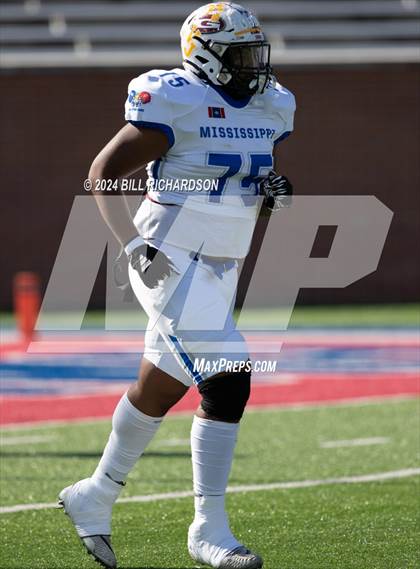 Thumbnail 2 in Mississippi vs Alabama All-Star Game photogallery.