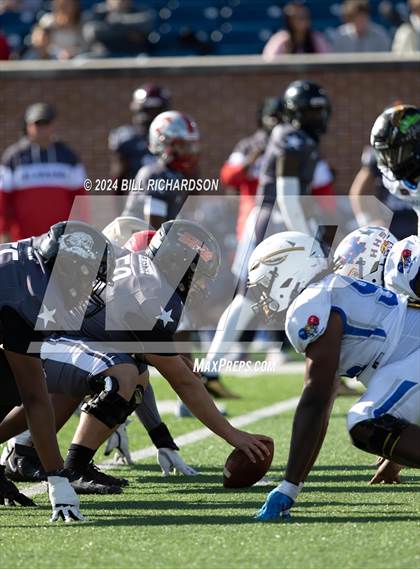 Thumbnail 2 in Mississippi vs Alabama All-Star Game photogallery.