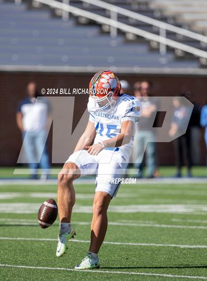 Thumbnail 1 in Mississippi vs Alabama All-Star Game photogallery.