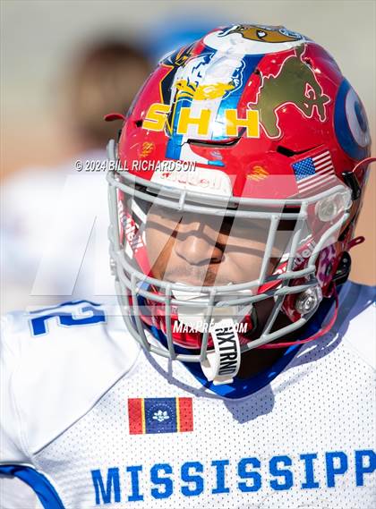 Thumbnail 2 in Mississippi vs Alabama All-Star Game photogallery.