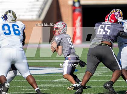 Thumbnail 2 in Mississippi vs Alabama All-Star Game photogallery.