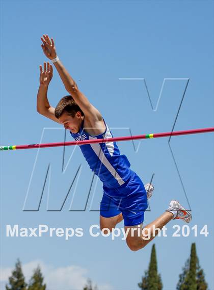 Thumbnail 1 in CIF SJS Division 1 Track and Field Championships (Boys Events) photogallery.