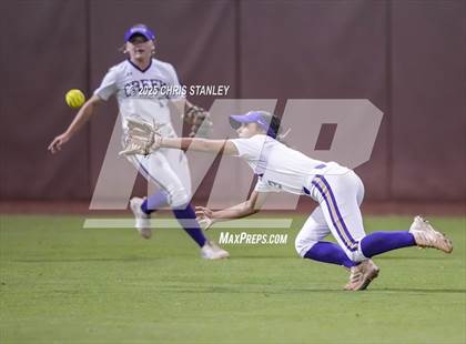 Thumbnail 2 in Queen Creek vs. Xavier College Prep (AIA 6A Final) photogallery.