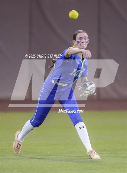 Thumbnail 1 in Queen Creek vs. Xavier College Prep (AIA 6A Final) photogallery.