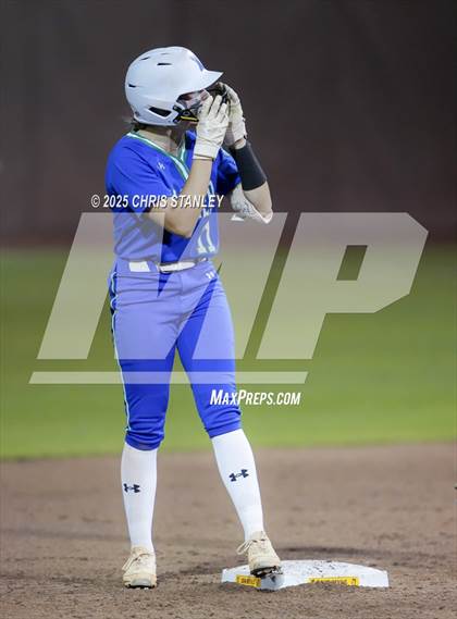 Thumbnail 2 in Queen Creek vs. Xavier College Prep (AIA 6A Final) photogallery.