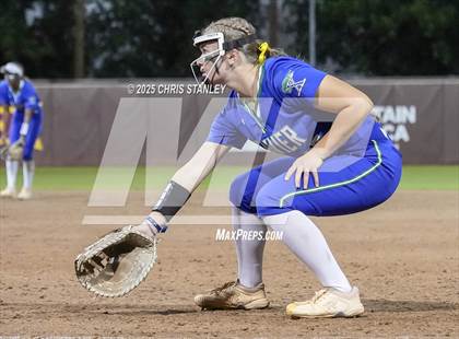 Thumbnail 3 in Queen Creek vs. Xavier College Prep (AIA 6A Final) photogallery.
