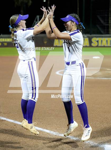 Thumbnail 2 in Queen Creek vs. Xavier College Prep (AIA 6A Final) photogallery.