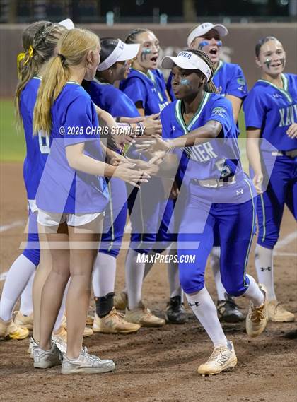 Thumbnail 3 in Queen Creek vs. Xavier College Prep (AIA 6A Final) photogallery.