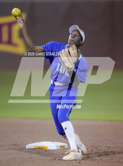 Thumbnail 1 in Queen Creek vs. Xavier College Prep (AIA 6A Final) photogallery.