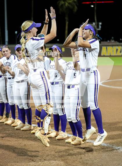 Thumbnail 1 in Queen Creek vs. Xavier College Prep (AIA 6A Final) photogallery.