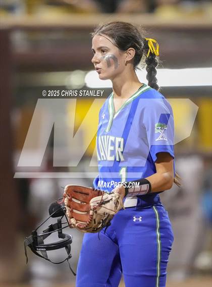 Thumbnail 3 in Queen Creek vs. Xavier College Prep (AIA 6A Final) photogallery.